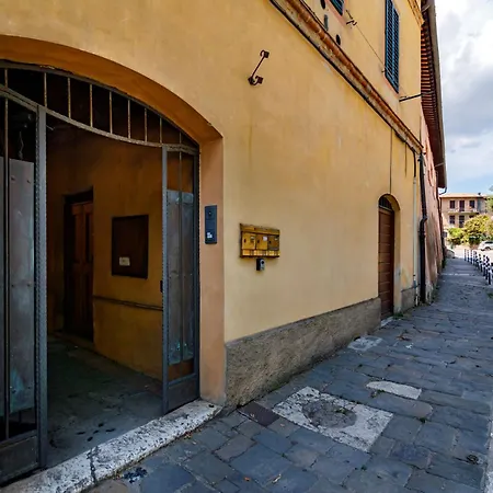 Apartment Charming - Basilica Of San Francesco Siena