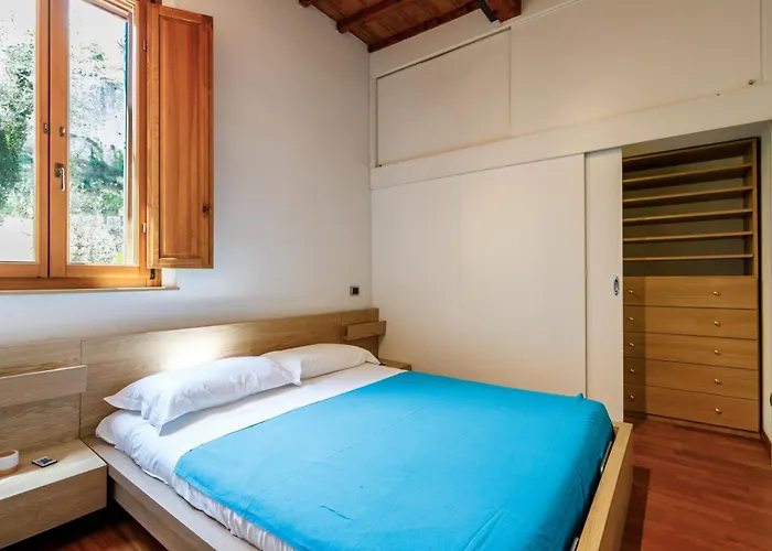 Guesthost - Basilica Of San Francesco Apartment Siena