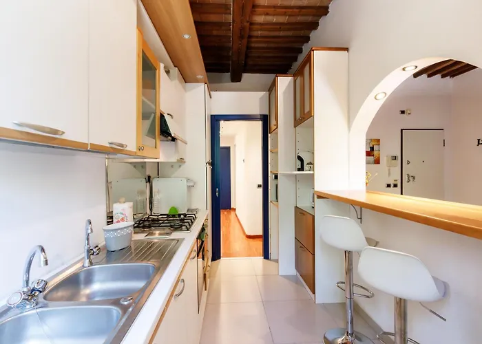 Guesthost - Basilica Of San Francesco *