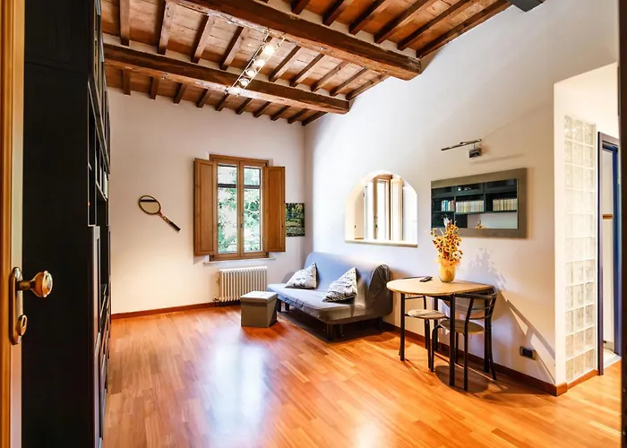 Guesthost - Basilica Of San Francesco *