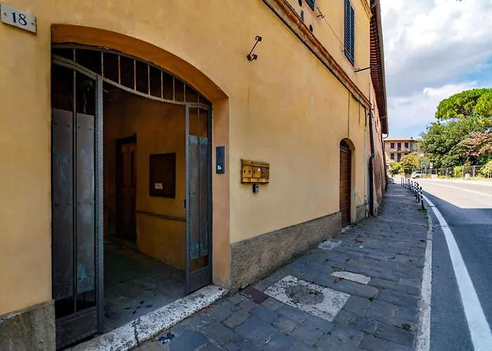 Apartment Guesthost - Basilica Of San Francesco Siena
