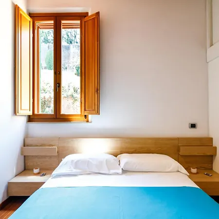 Appartement Charming - Basilica Of San Francesco *